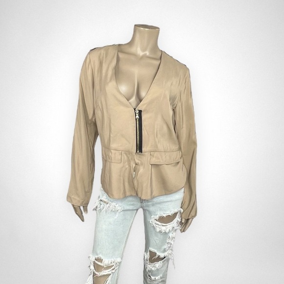 Kenneth Cole Jackets & Blazers - NWT KENNETH COLE Tan Darcie Peplum Jacket L
